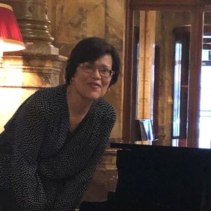 Meet your Posher, Joan